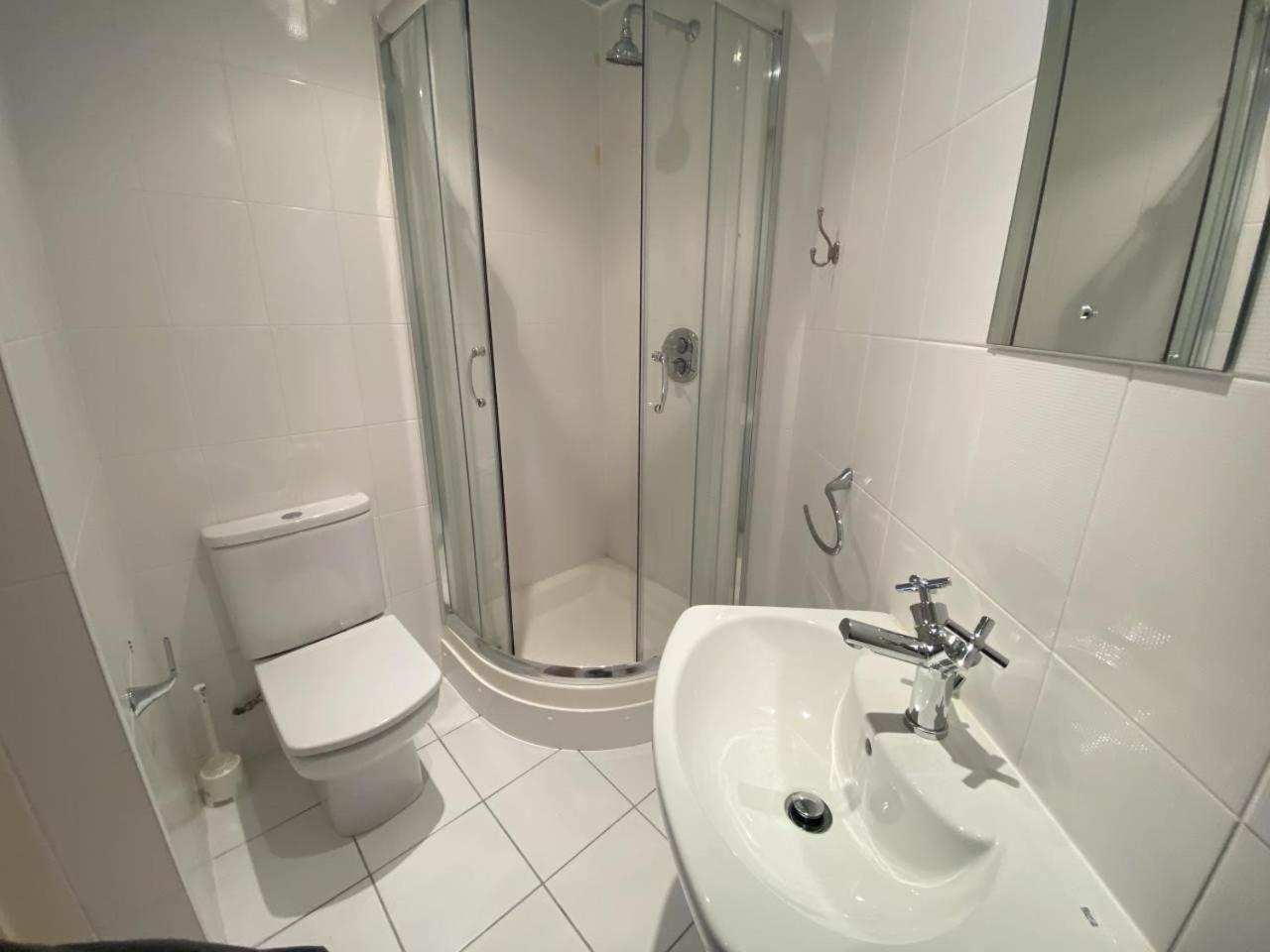 Parc Y Bryn Serviced Apartments Aberystwyth Esterno foto