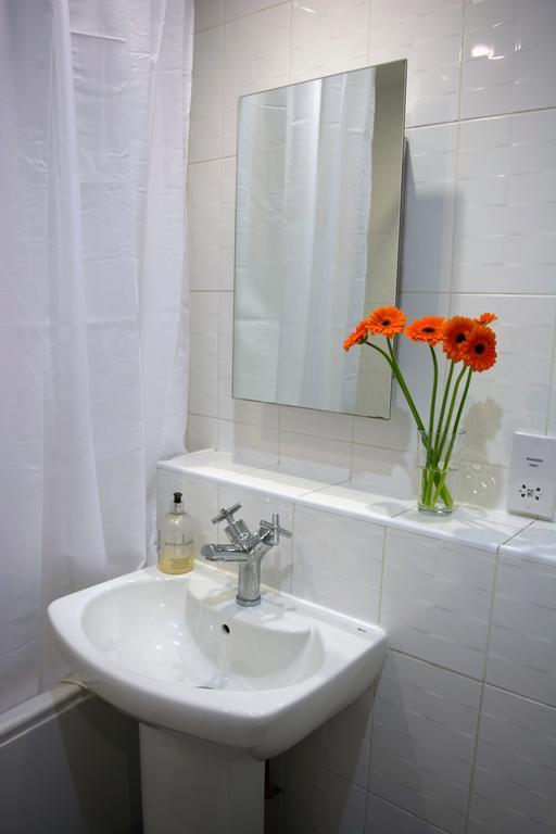 Parc Y Bryn Serviced Apartments Aberystwyth Esterno foto