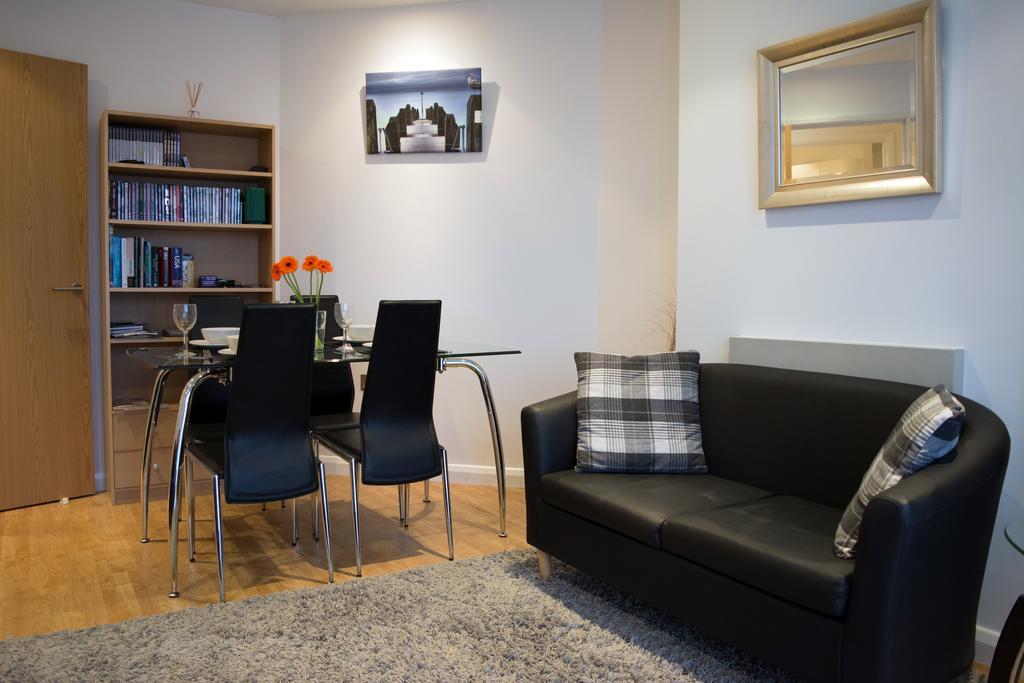 Parc Y Bryn Serviced Apartments Aberystwyth Esterno foto