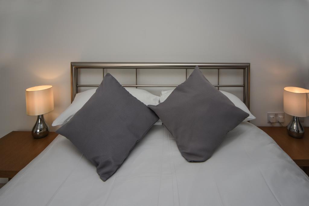 Parc Y Bryn Serviced Apartments Aberystwyth Esterno foto