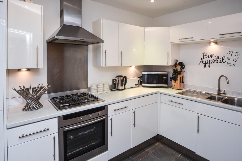 Parc Y Bryn Serviced Apartments Aberystwyth Esterno foto
