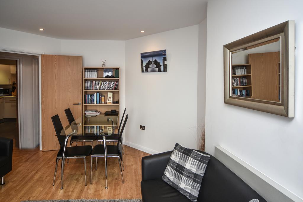 Parc Y Bryn Serviced Apartments Aberystwyth Esterno foto
